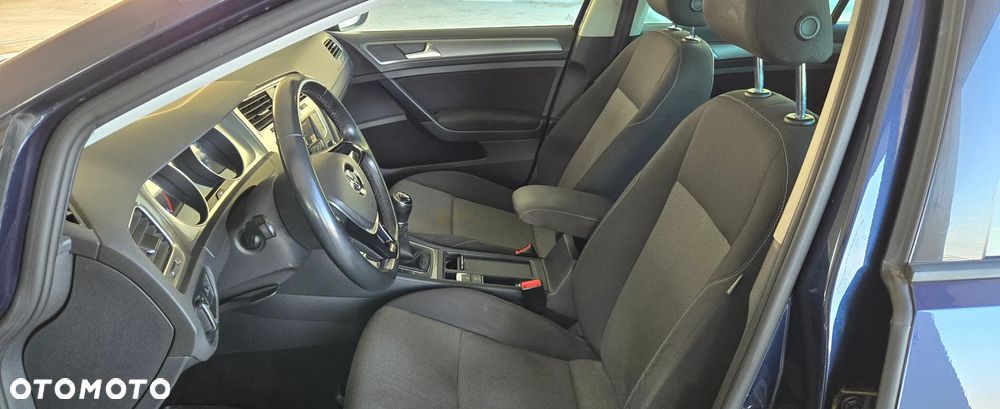 Volkswagen Golf 1.6 TDI BlueMotion Trendline - 18