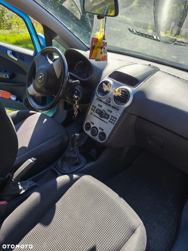 Opel Corsa 1.2 16V Enjoy - 20