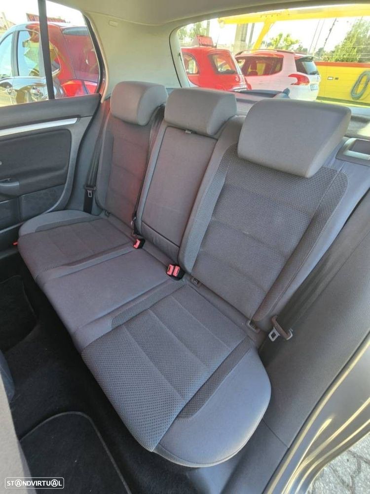 VW Golf 1.4i Confortline - 12