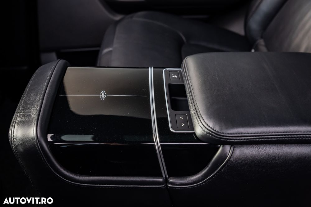 Land Rover Range Rover P400E Autobiography - 27