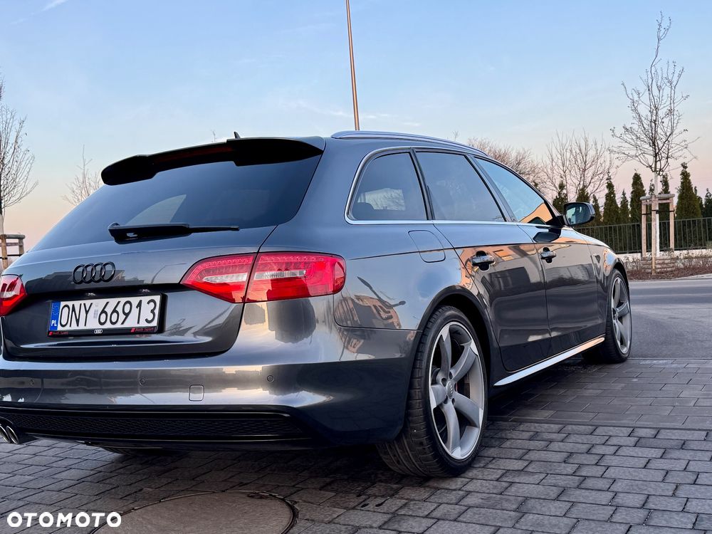 Audi A4 Avant 2.0 TDI DPF clean diesel S line Sportpaket - 13
