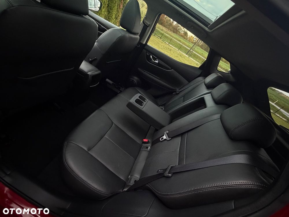 Nissan Qashqai 1.6 DIG-T Tekna+ - 28