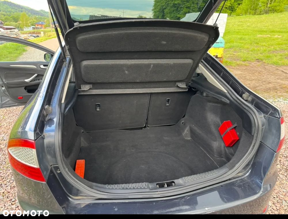 Ford Mondeo - 13