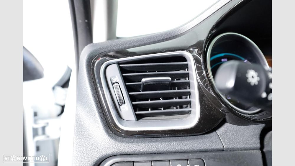 Kia XCeed 1.6 GDi PHEV Drive - 8