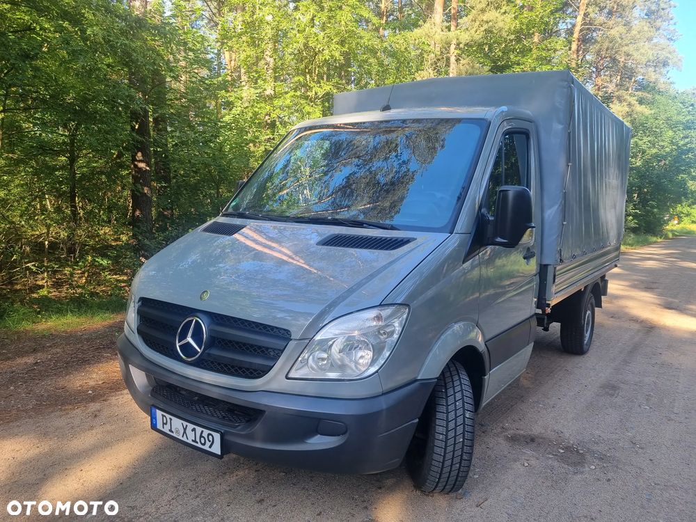 Mercedes-Benz Sprinter - 25