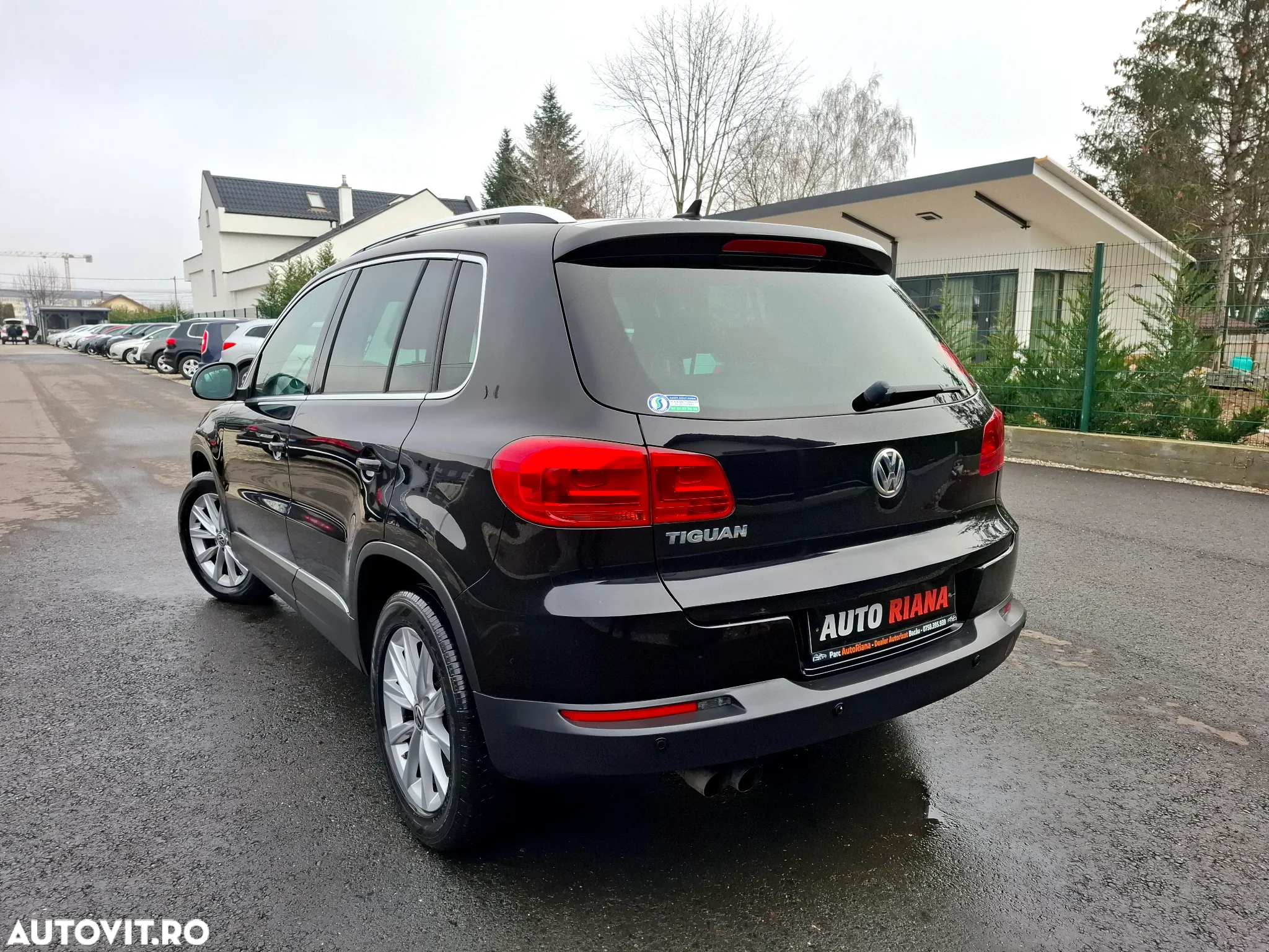 Volkswagen Tiguan 2.0 TDI DPF BlueMotion Technology Cup Sport & Style - 2