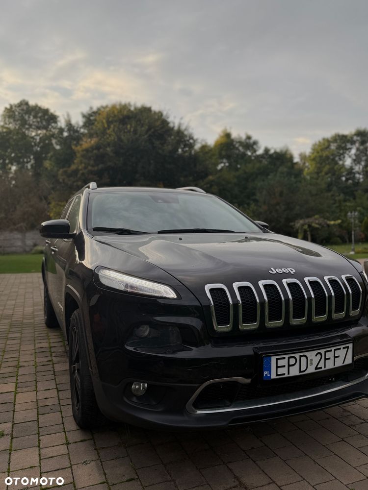 Jeep Cherokee - 5
