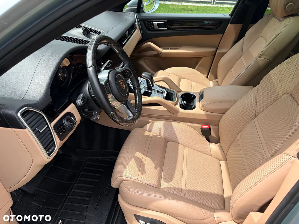 Porsche Cayenne Platinum Edition - 12