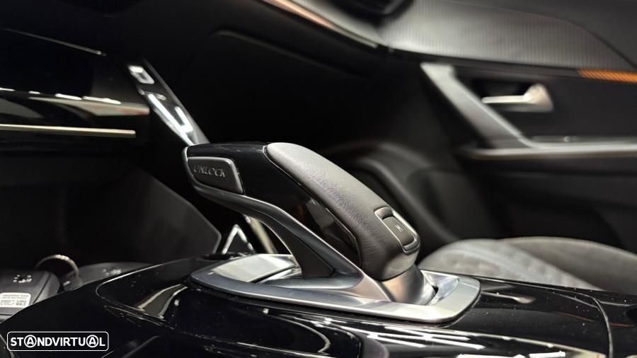 Peugeot 2008 1.2 PureTech Allure Pack EAT8 - 18