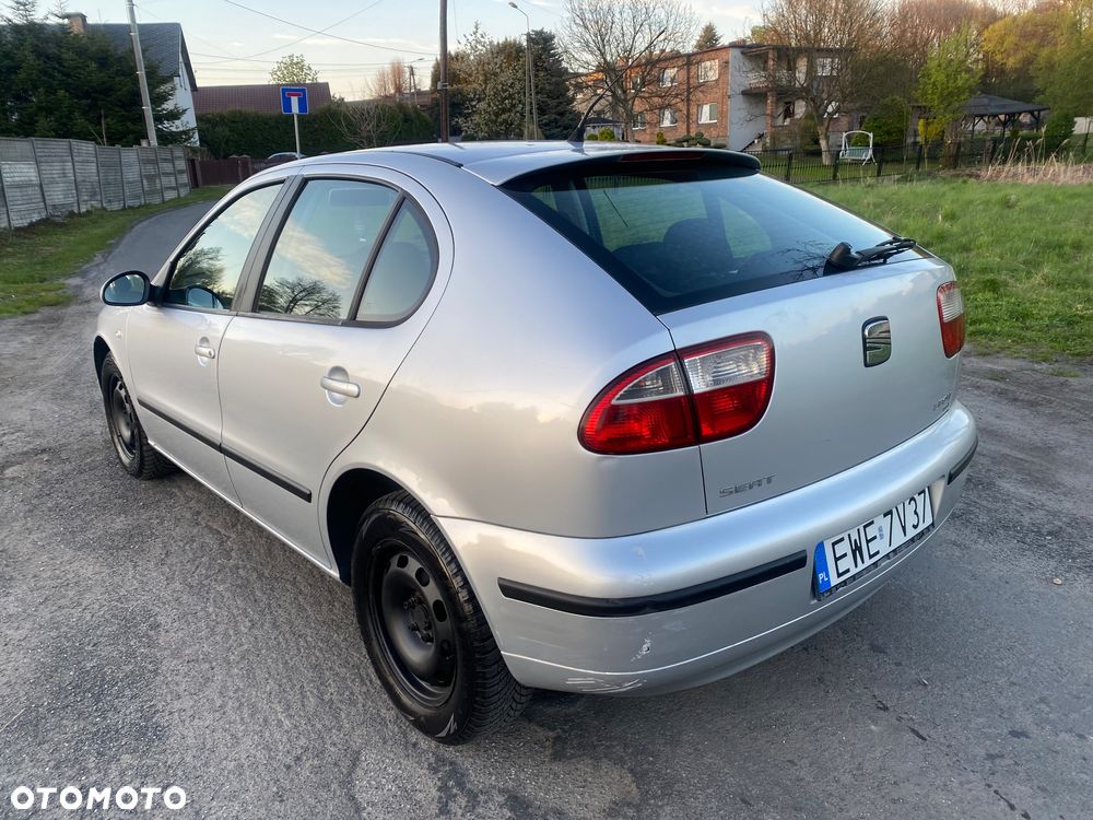 Seat Leon 1.9 TDI Signo - 4