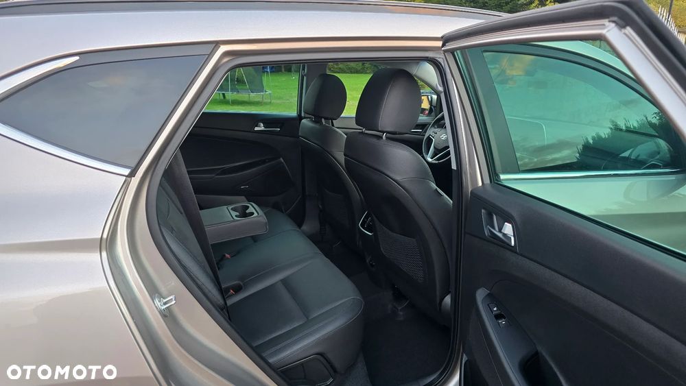 Hyundai Tucson 2.0 CRDi 48V Premium 4WD - 18