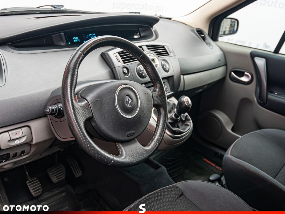 Renault Scenic - 9