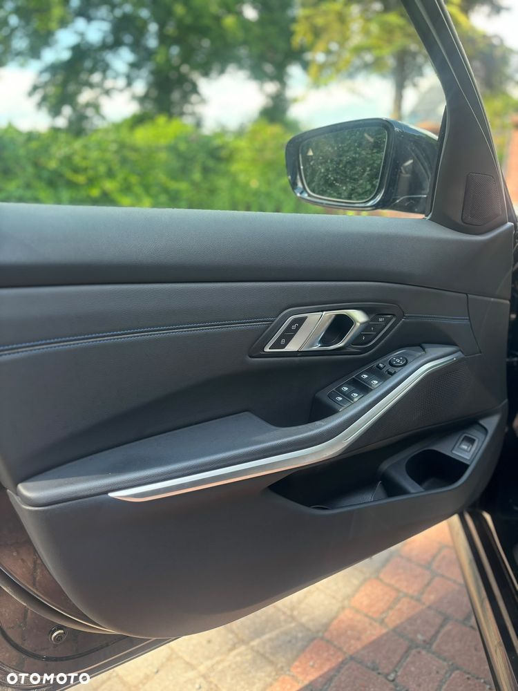 BMW Seria 3 318d mHEV M Sport - 20