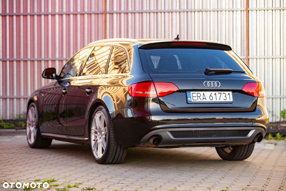 Audi A4 Avant 2.0 TFSI Quattro - 13