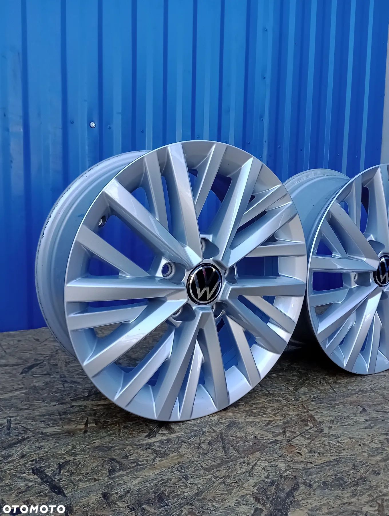 FELGI ALUMINIOWE 5x112 R16 6,5J ET43 VOLKSWAGEN CADDY GOLF EOS JETTA PASSAT TOURAN T-ROC - 1