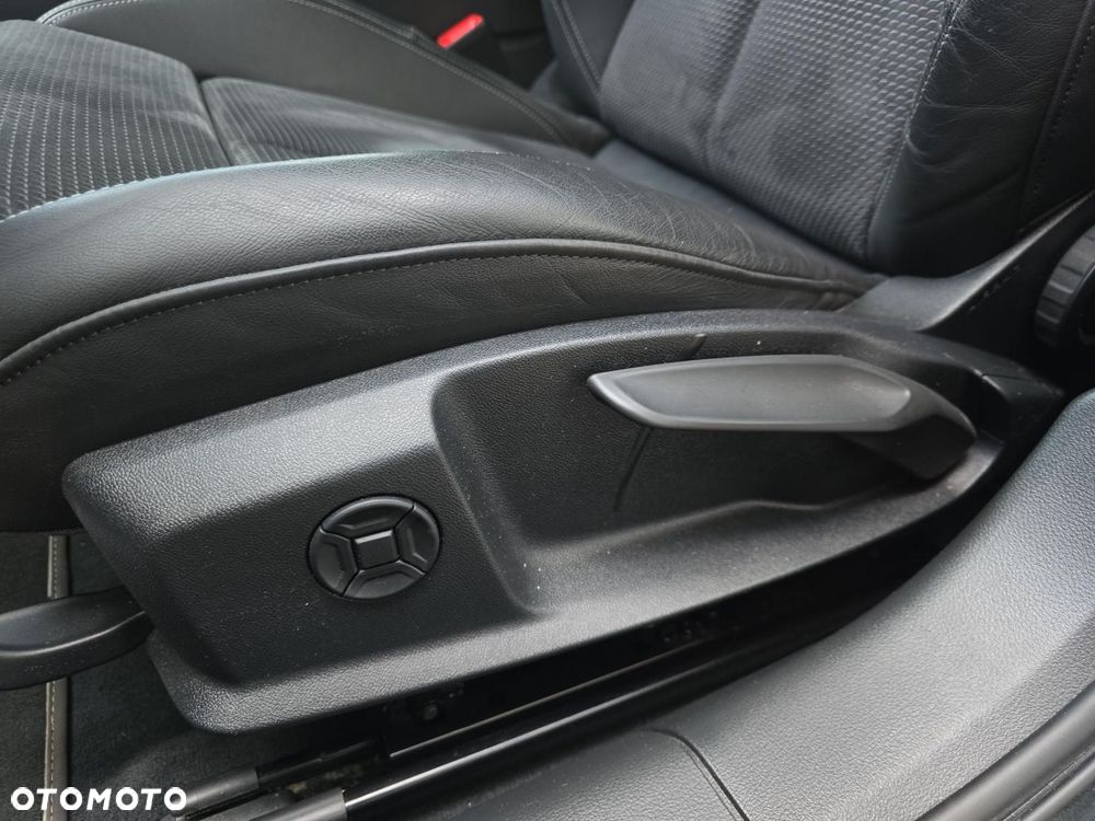 Audi A6 Avant 40 TDI mHEV S Line S tronic - 13