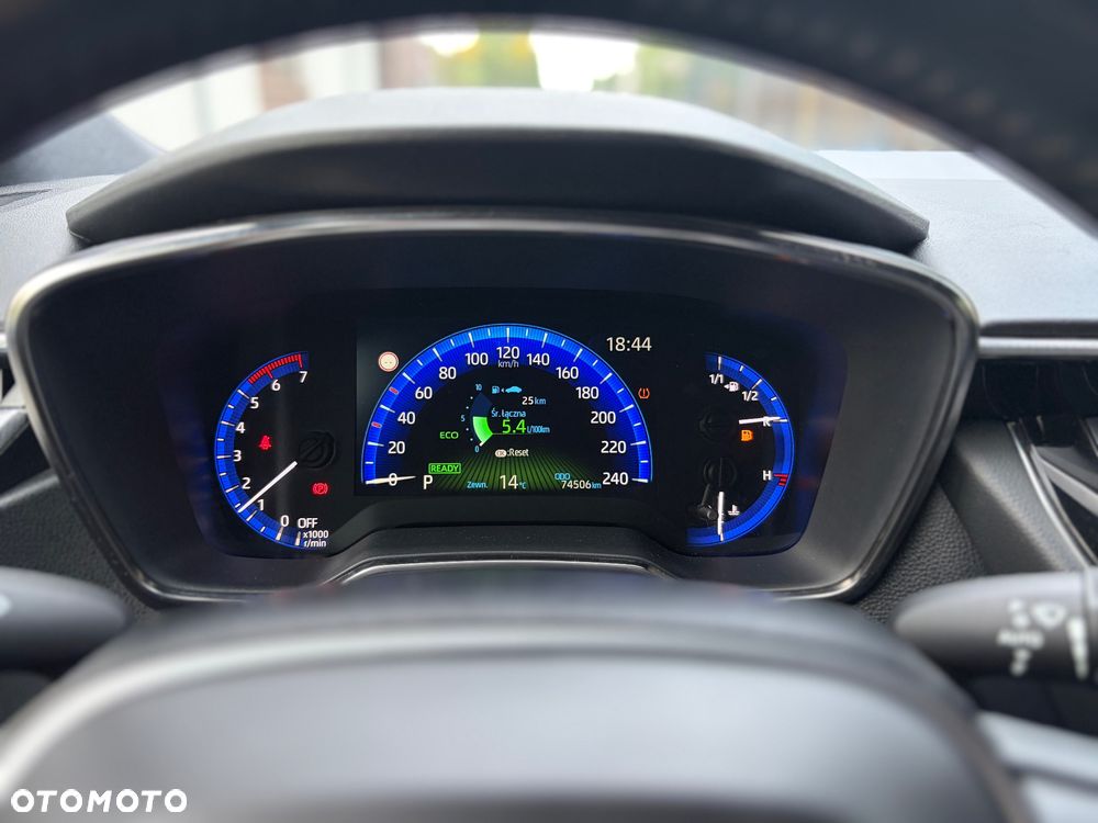 Toyota Corolla 1.8 Hybrid Executive - 37