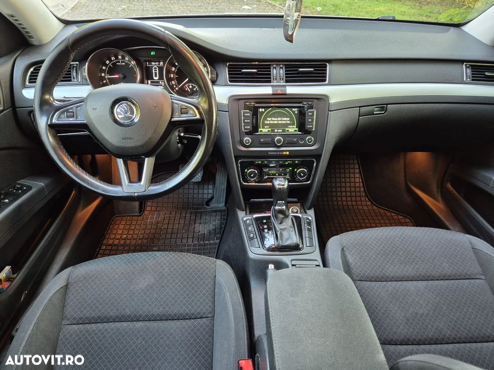 Skoda Superb 2.0 TDI Ambition - 6