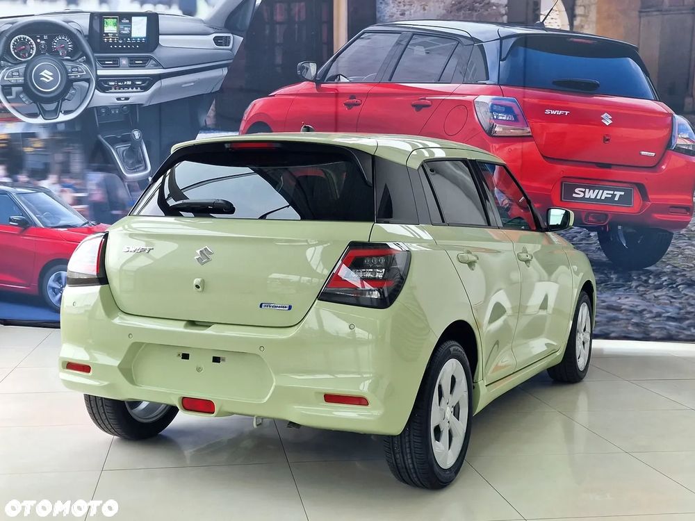 Suzuki Swift 1.2 Dualjet SHVS Premium Plus CVT - 4