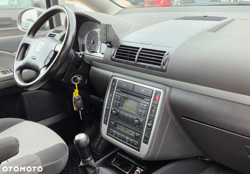 Volkswagen Sharan - 29