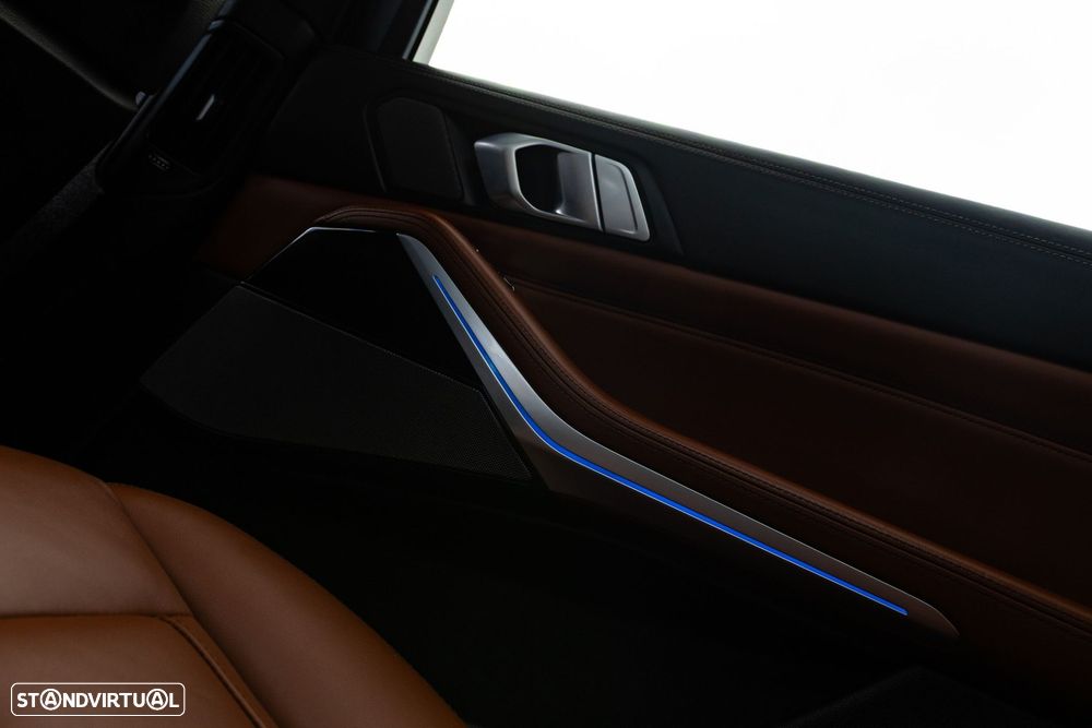 BMW X7 M50d - 34