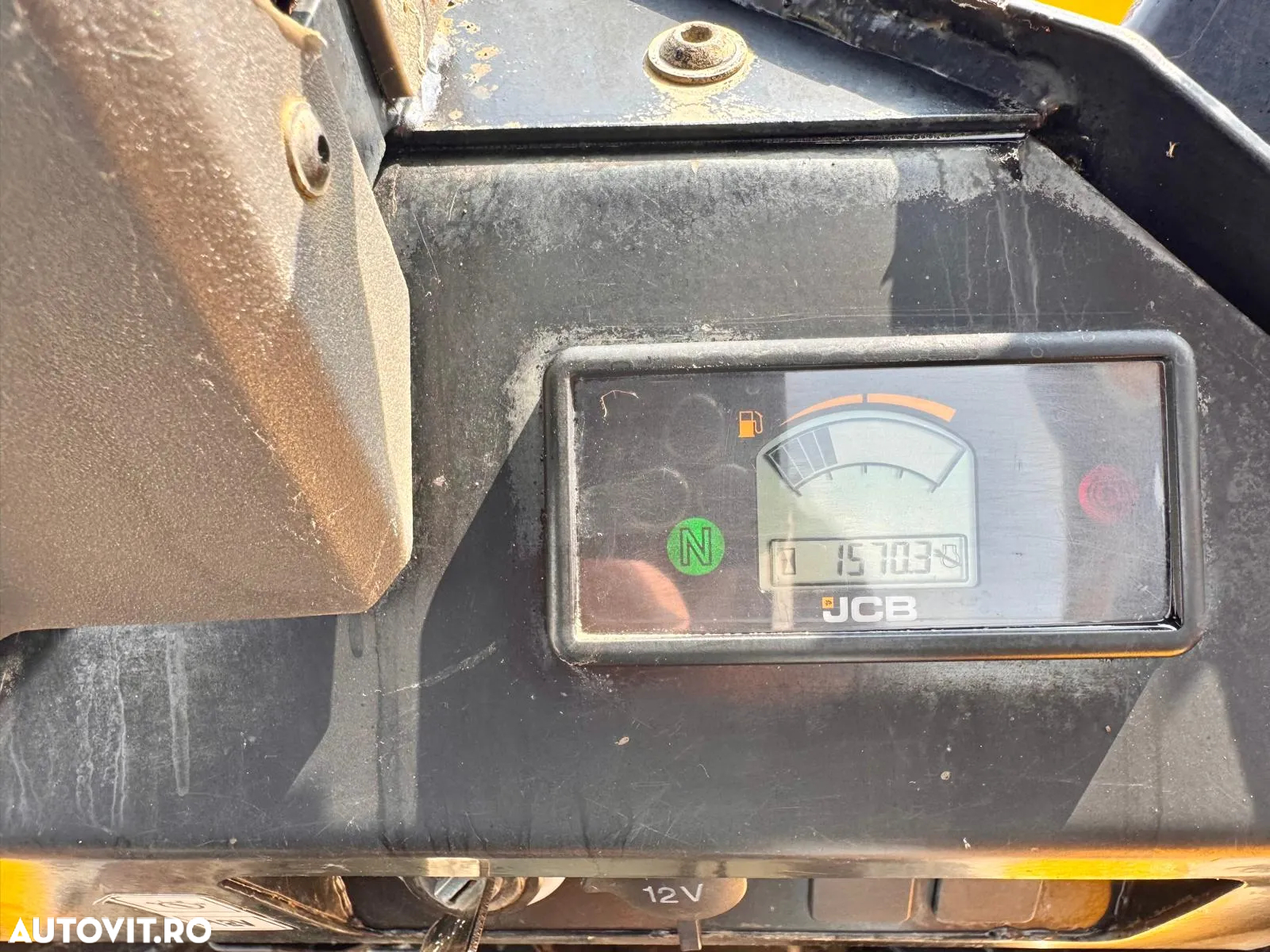 JCB 9 TFT - 4