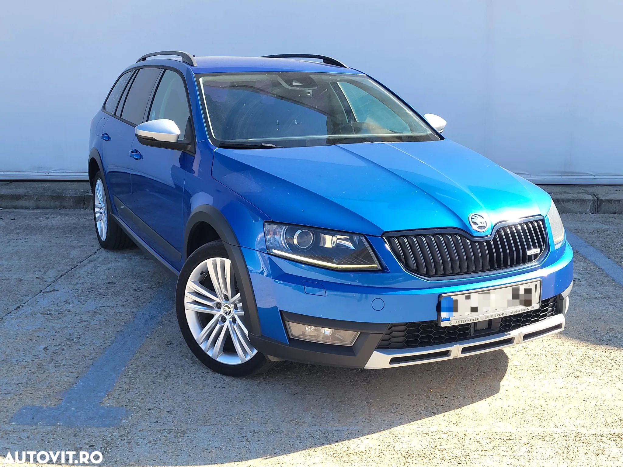 Skoda Octavia 2.0 TDI 4x4 DSG Scout - 7