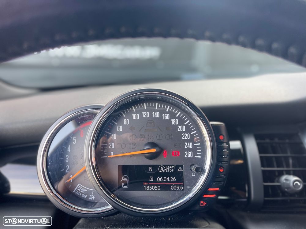 MINI 5 Portas Cooper D - 11