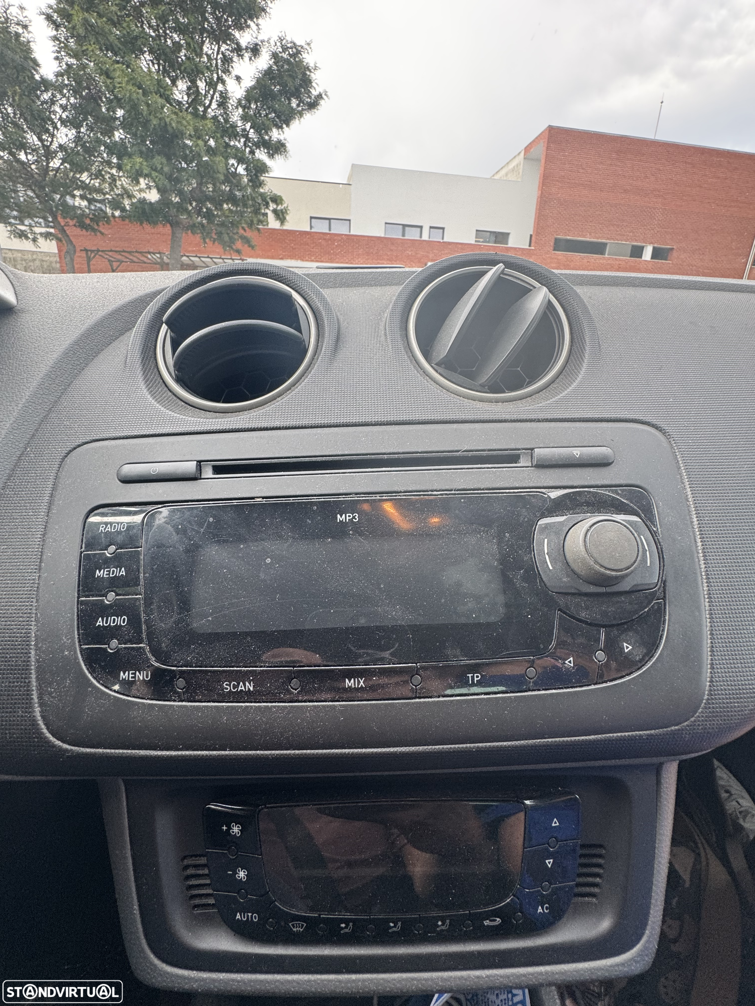 SEAT Ibiza ST 1.6 TDI Style DPF - 2