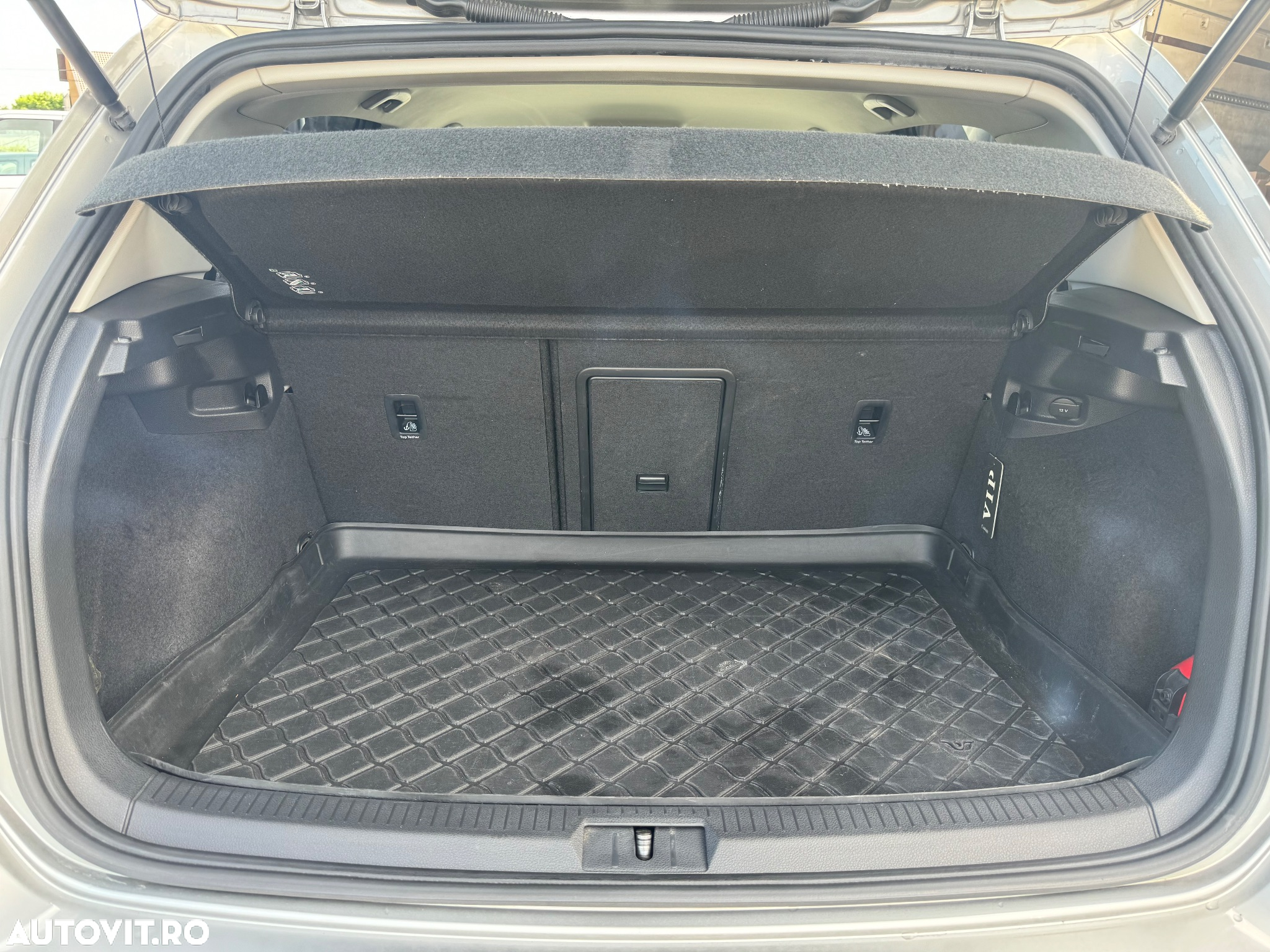 Volkswagen Golf 1.4 TSI BMT Comfortline - 4