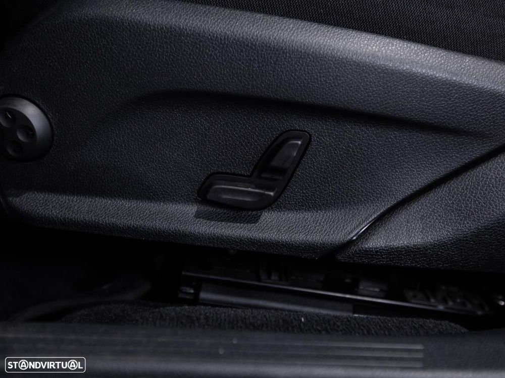 Mercedes-Benz E 300 de 9G-TRONIC - 19