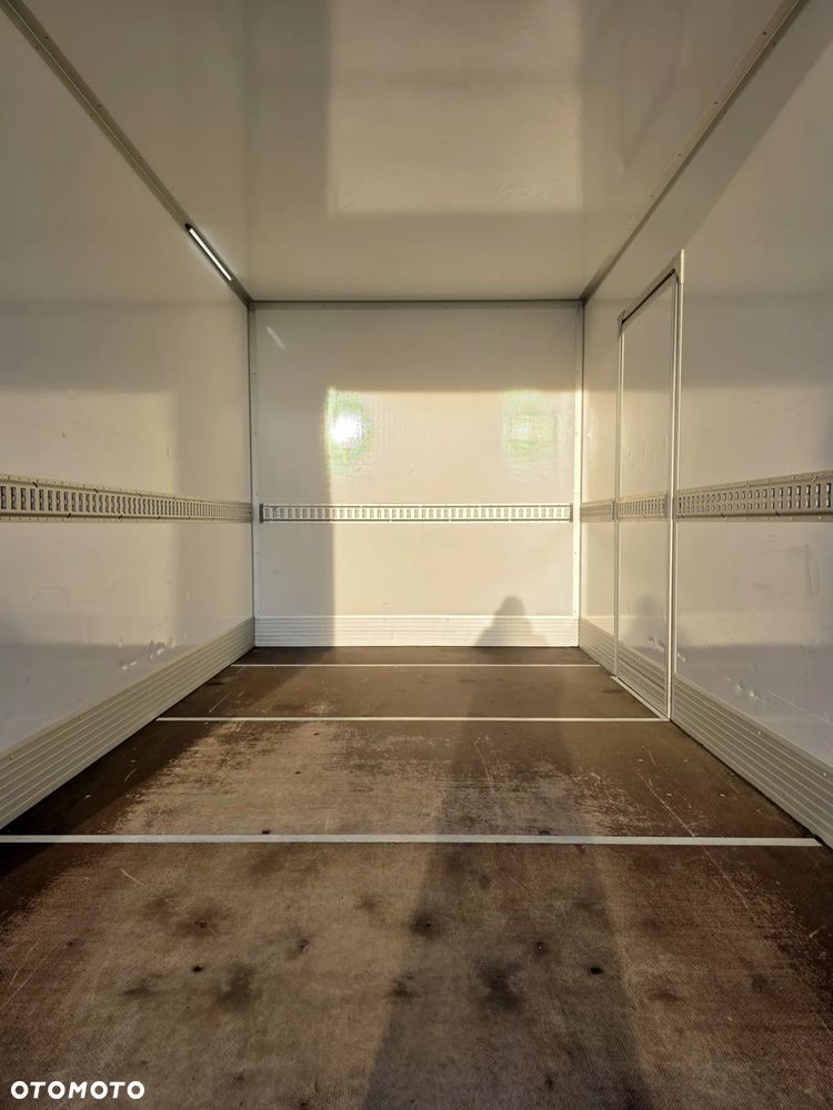 Peugeot BOXER 2,2 HDI 140 KONNY KONTENER 4,3M WINDA KLIMA WEBASTO LEDY GWARANCJA - 35