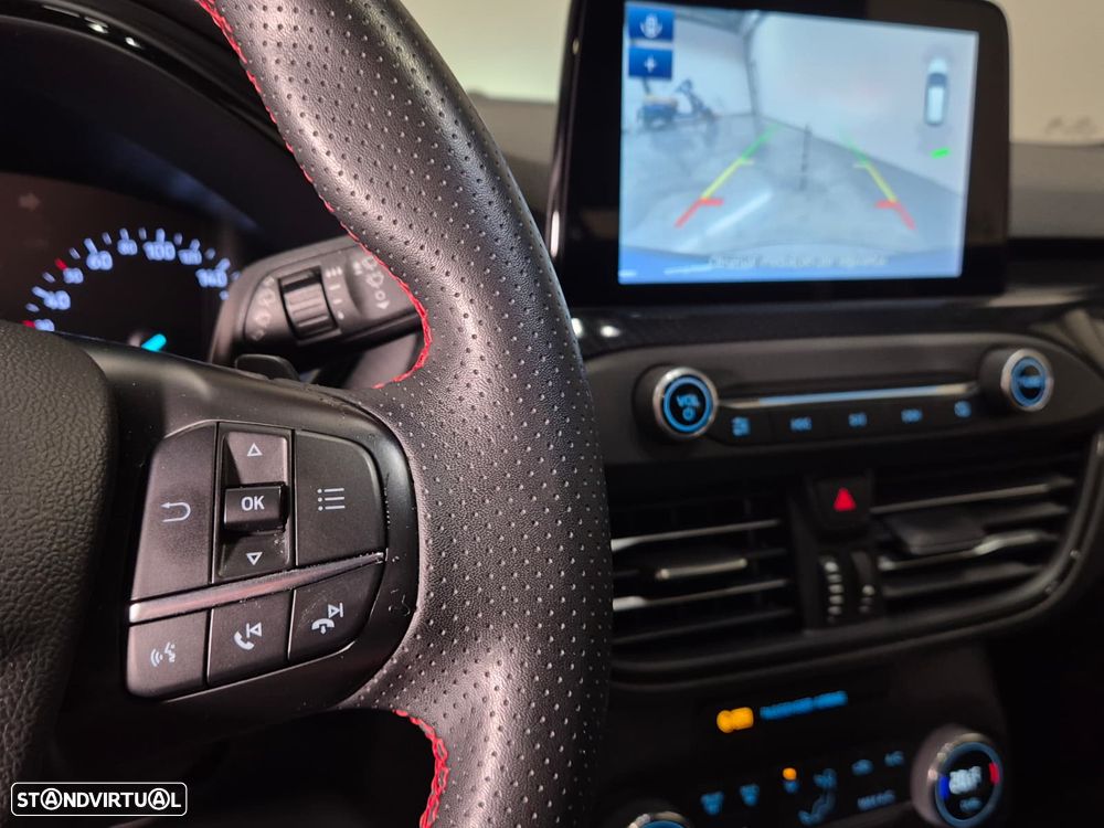 Ford Focus 1.5 TDCi ECOBlue ST-Line Aut. - 31