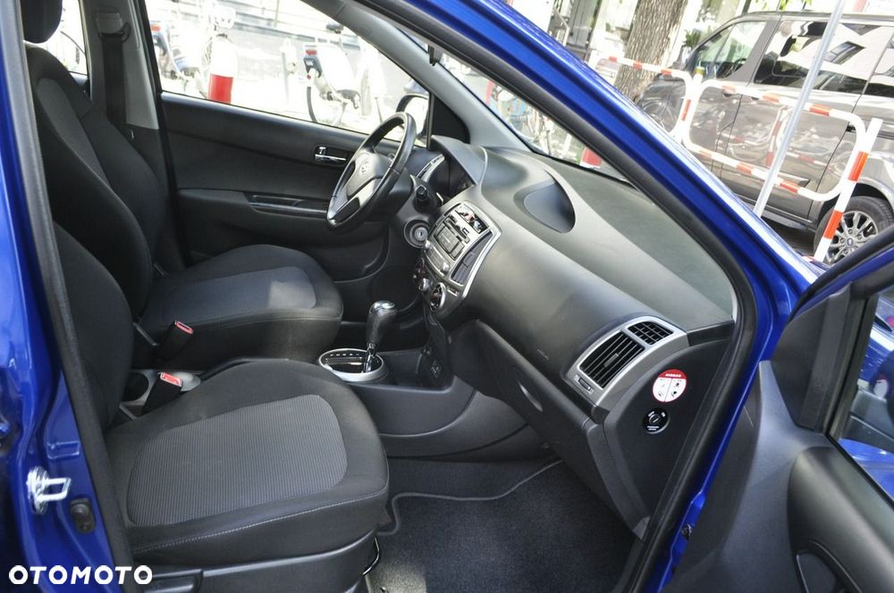 Hyundai i20 - 10