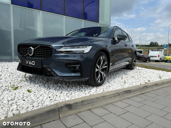 Volvo V60 B4 B Plus Dark