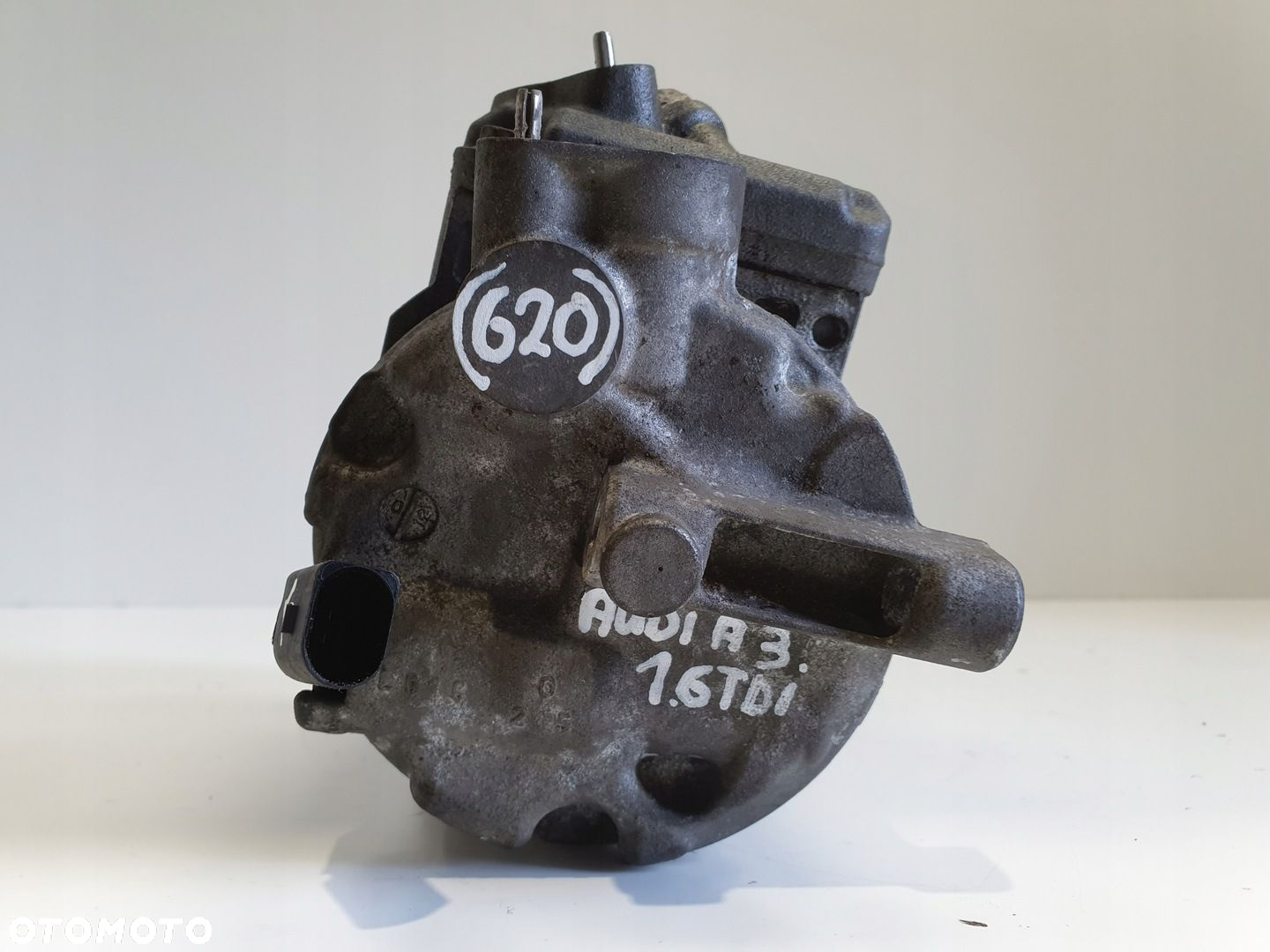 Audi A3 II 8P 1.6 TDI SPRĘŻARKA KLIMATYZACJI pompa 5N0820803F - 7