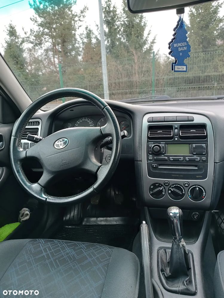 Toyota Avensis 1.8 VVT-i Terra Plus - 8