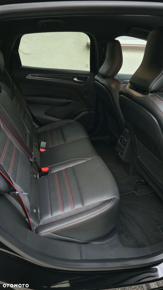 Renault Arkana TCe 140 EDC R.S LINE - 17