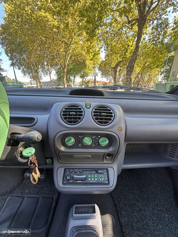 Renault Twingo - 11