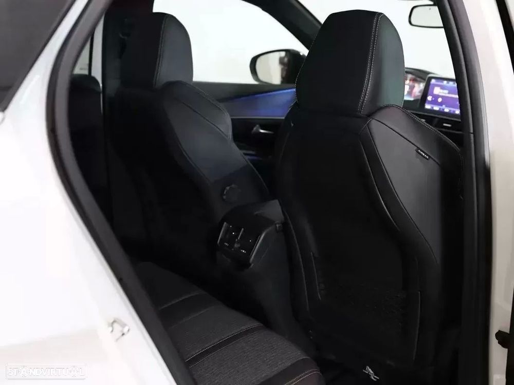 Peugeot 3008 1.6 BlueHDi GT Line EAT6 - 29