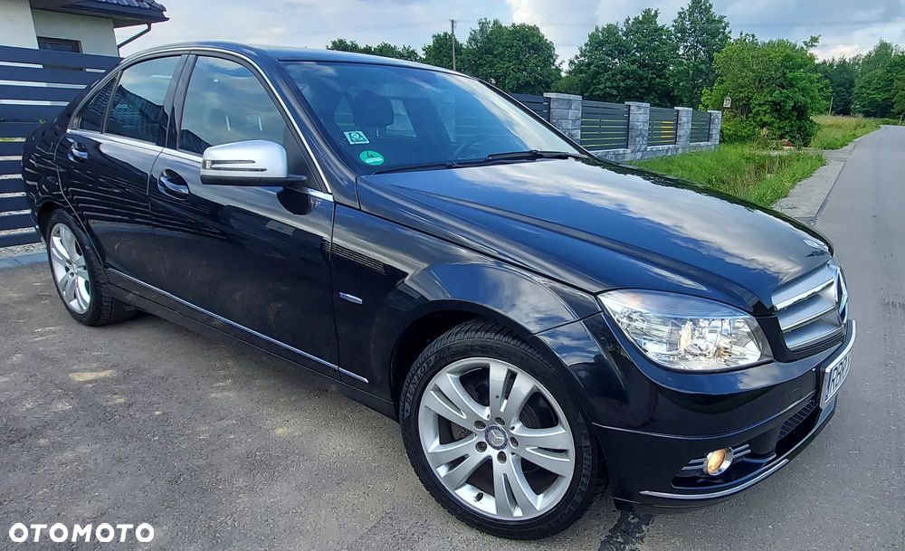 Mercedes-Benz Klasa C 200 CGI Automatik BlueEFFICIENCY Avantgarde - 4