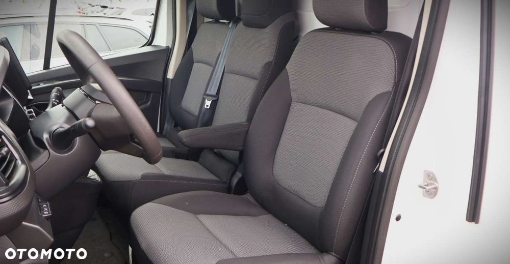 Renault Trafic - 14