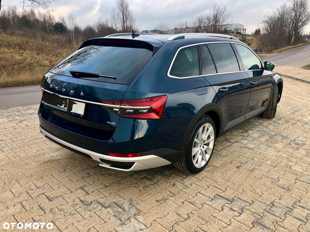 Skoda Superb 2.0 TDI SCR 4x4 Scout DSG - 3