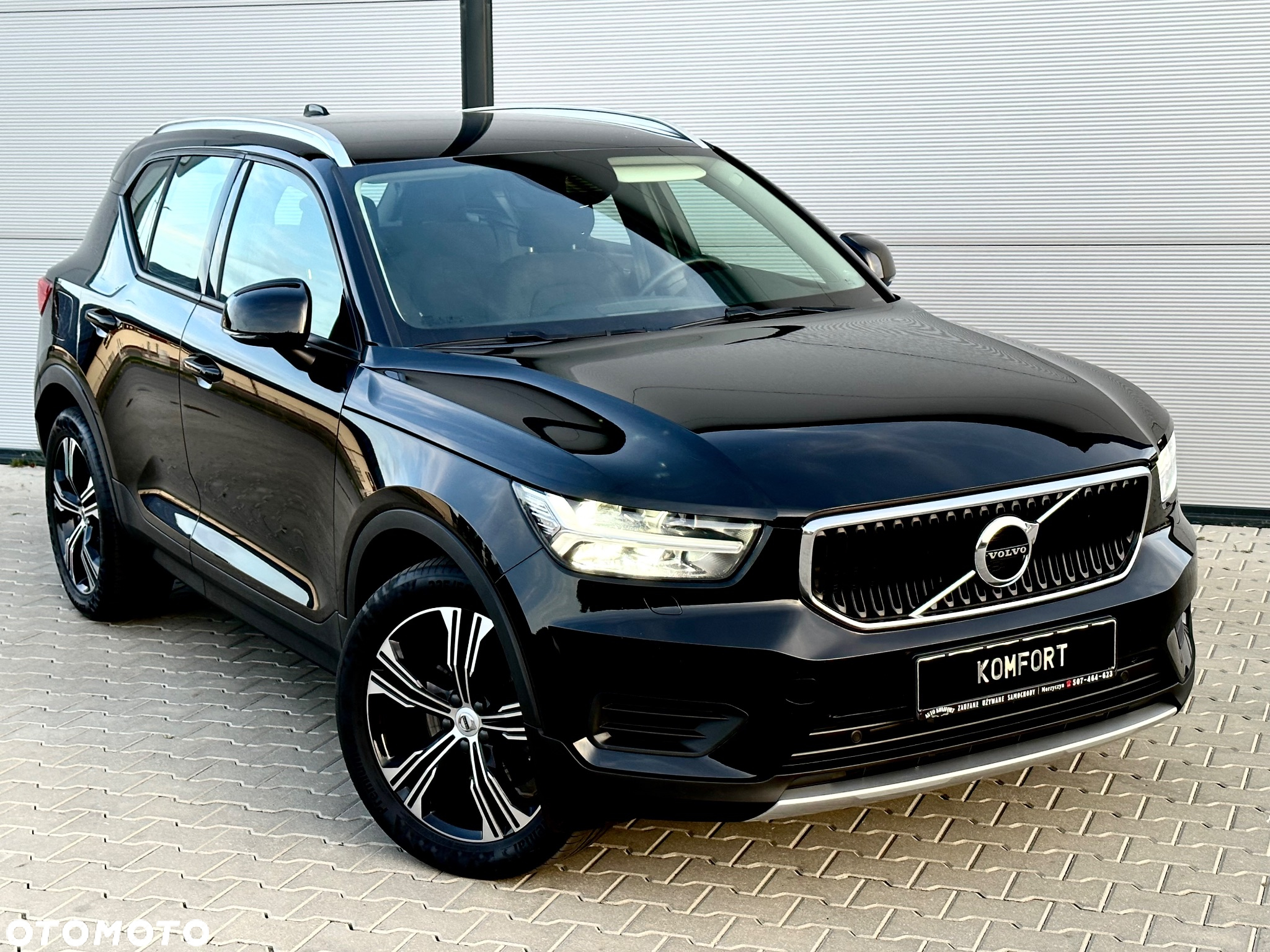 Volvo XC 40 D4 AWD Momentum Pro - 13