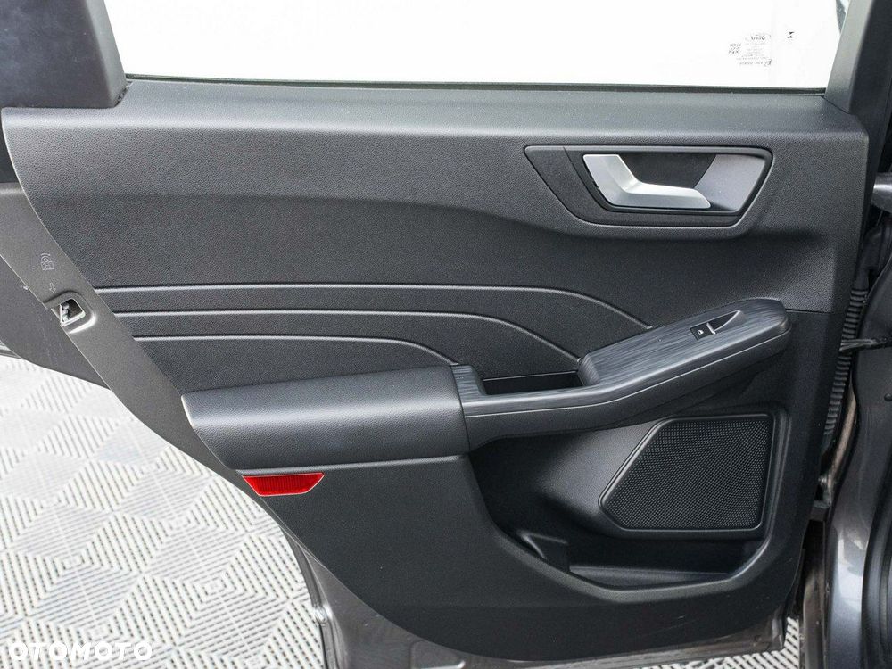 Ford Kuga 1.5 EcoBoost FWD Titanium - 26
