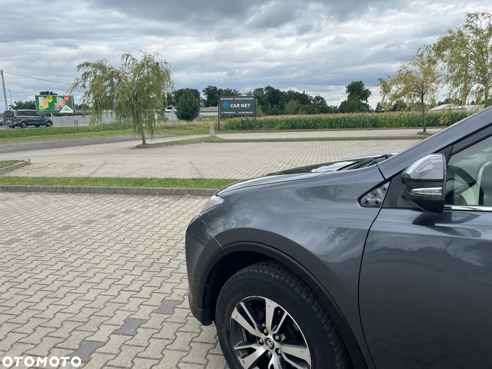 Toyota RAV4 - 12