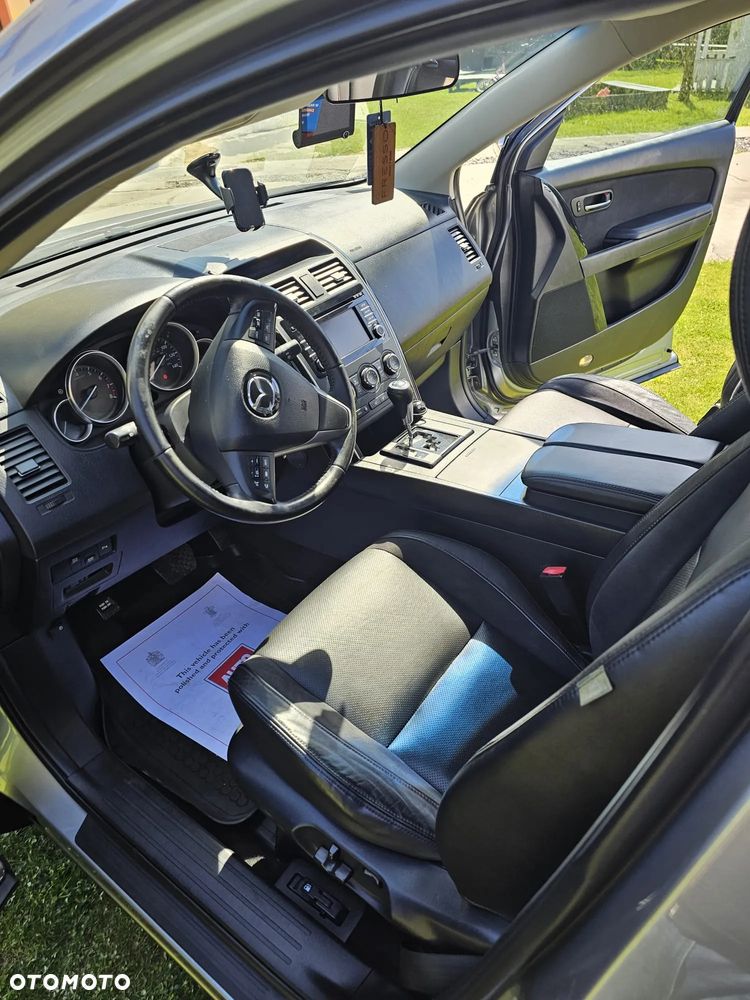 Mazda CX-9 3.7 V6 - 12