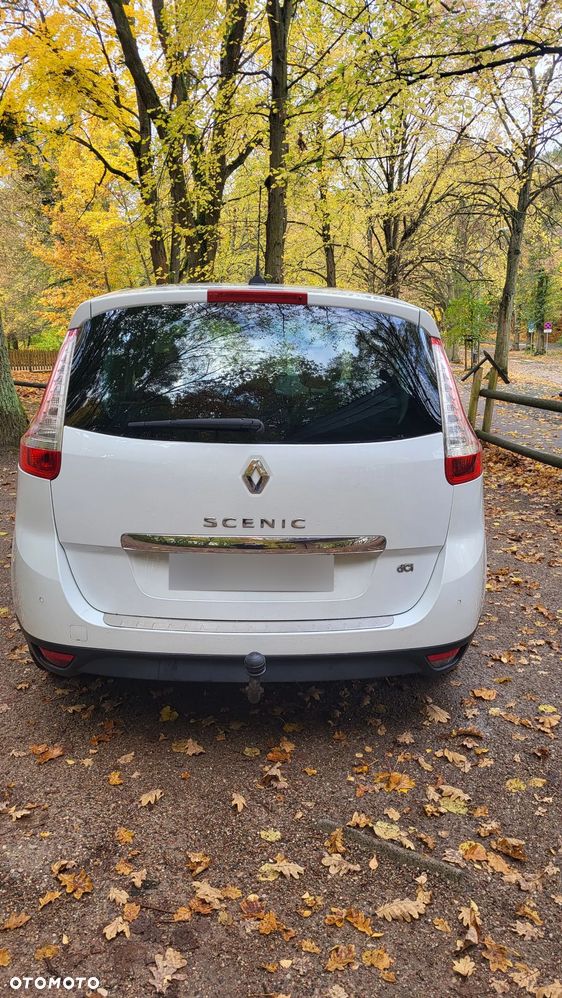 Renault Scenic dCi 160 Bose Edition - 12