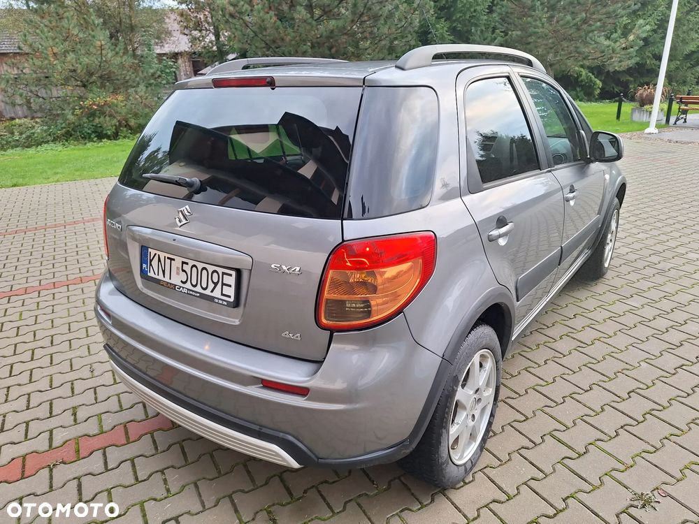 Suzuki SX4 1.6 GS / Premium 4WD - 10