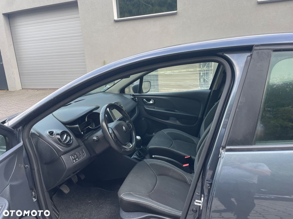 Renault Clio 1.5 dCi Alize - 9